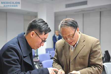 GA黄金甲临床前副总裁顾性初博士为与会者答疑解惑