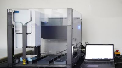 自动化移液事情站 